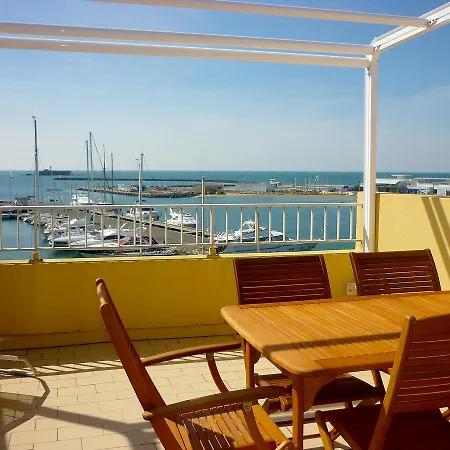 Le Mykonos Ii *